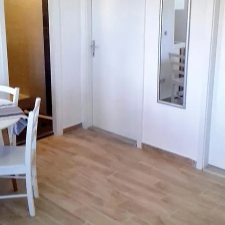 Basina 4622a Апартаменты Елса